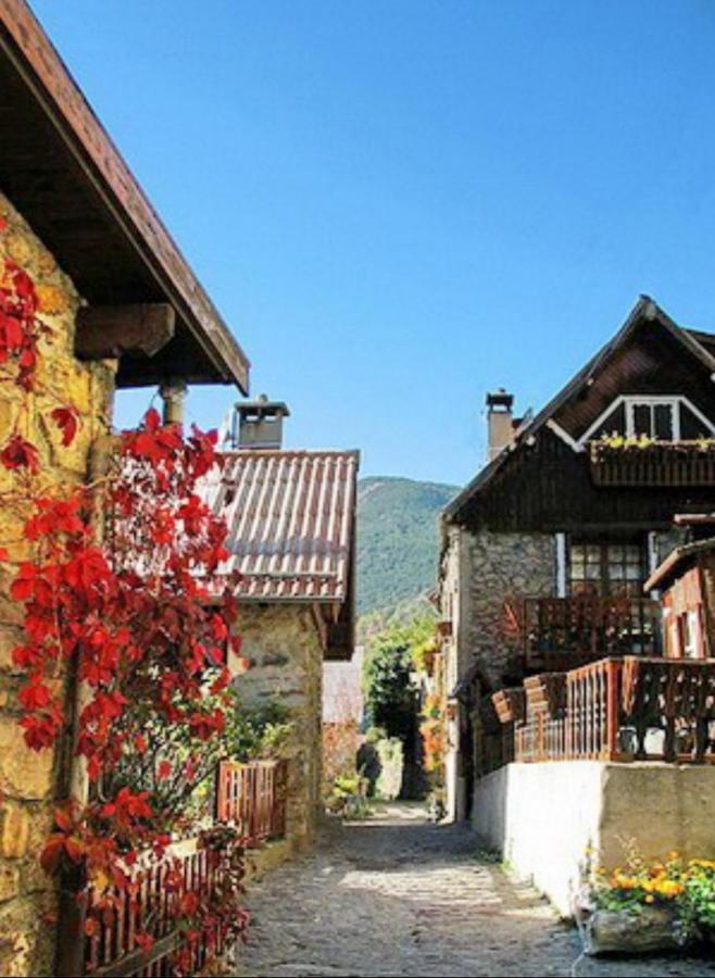 Le Manairou Lägenhet Valdeblore Exteriör bild
